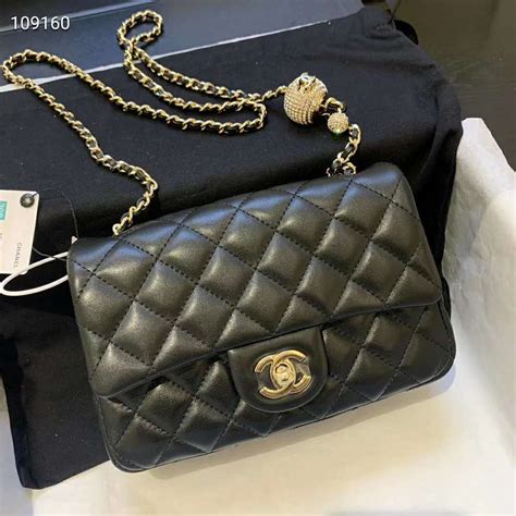 chanel 盒|Chanel bags for women.